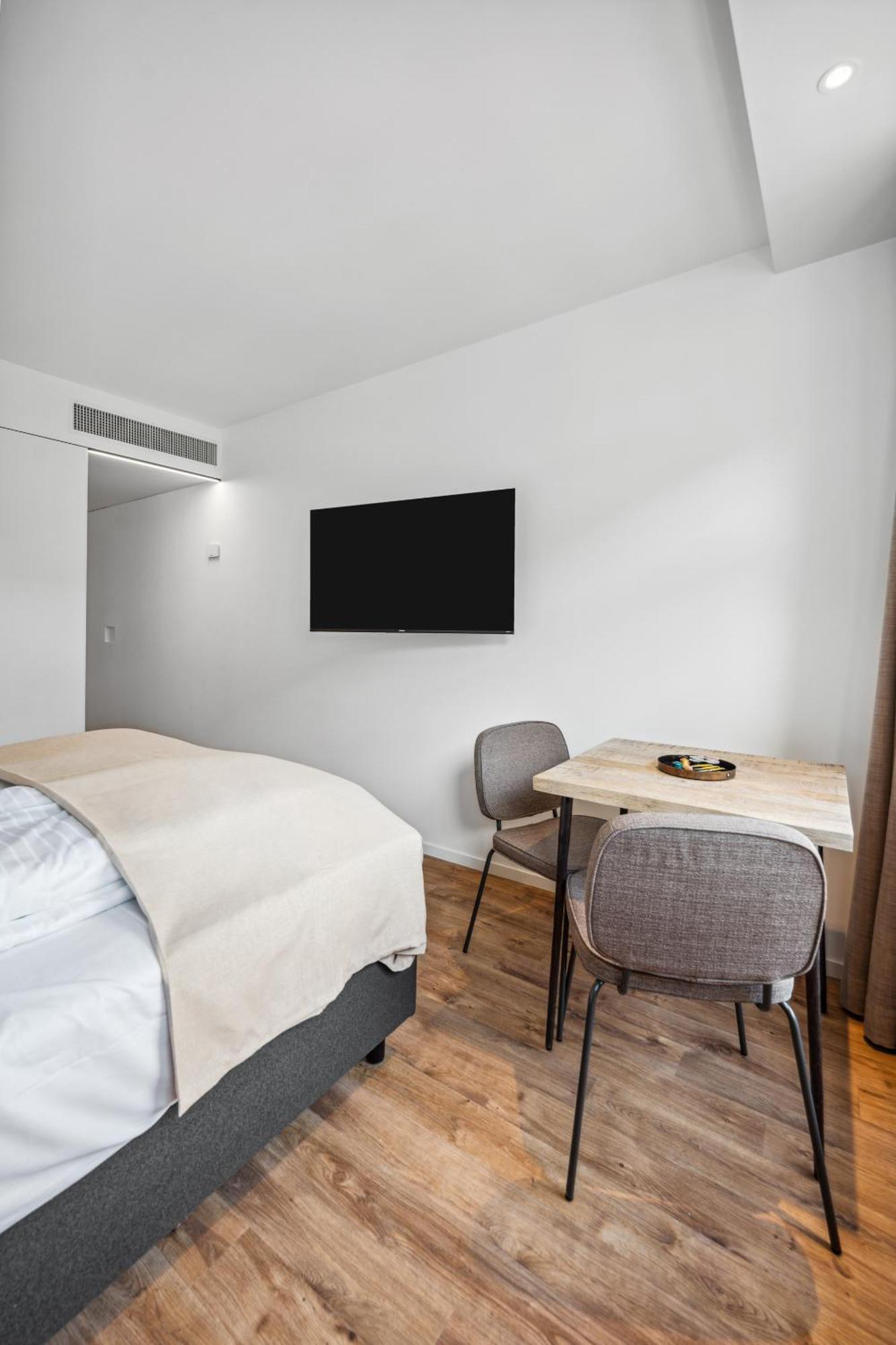 Limehome Basel Muenzgasse الغرفة الصورة